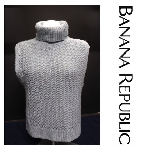 Banana Republic Tops - Banana Republic Chunky Turtleneck Sweater, Sz Sm